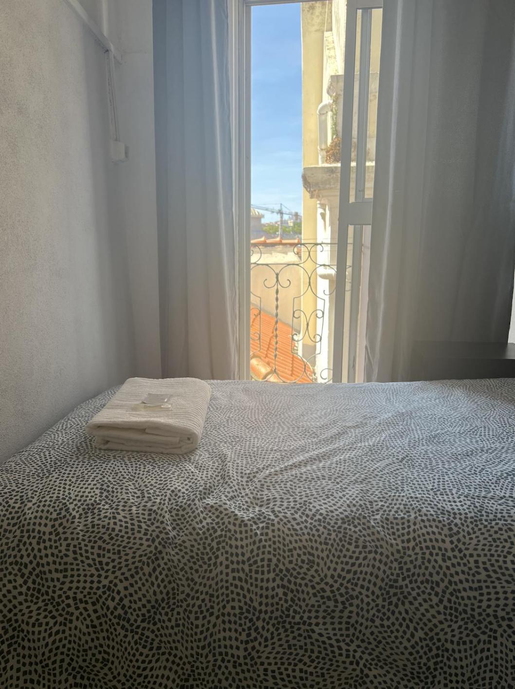 Cosy Mouraria Rooms Lisbon Exterior photo